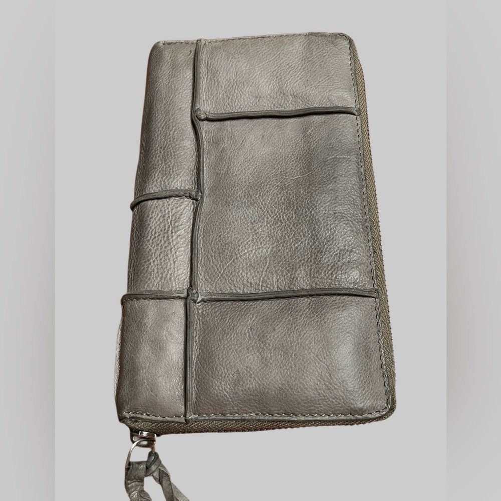 Cut n Paste Gray Leather Womens Wallet